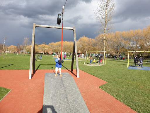 Racecourse Park - Thumbnail