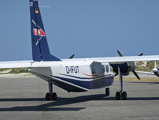Helgoland-Düne Airport - Thumbnail