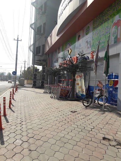 Photos of Holland Bazar 5