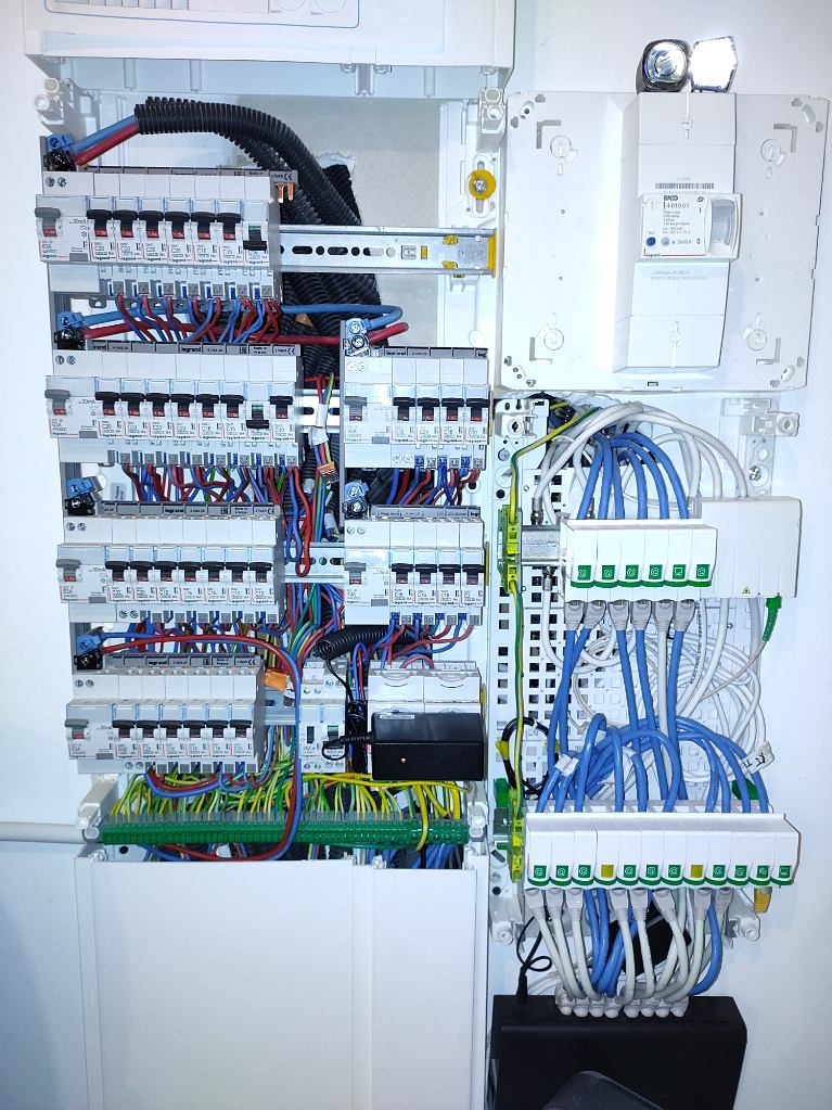 EURL ELF (Electricien Loïc FAVAREL)