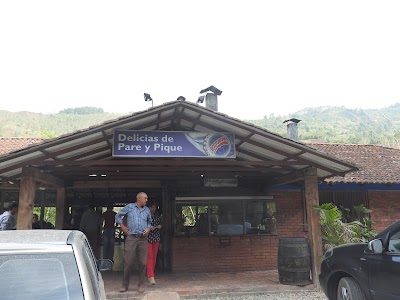 Photos of Restaurante Pare y Pique