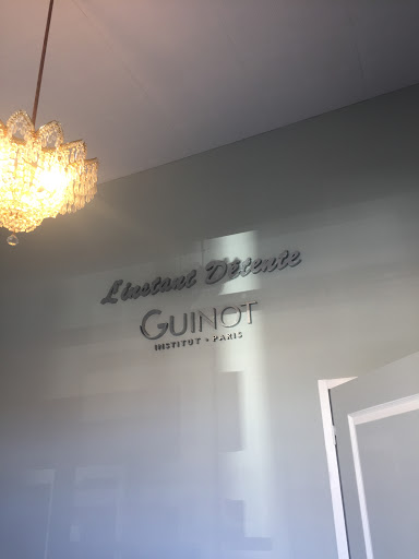 L Instant détente Institut Guinot Gallery - France