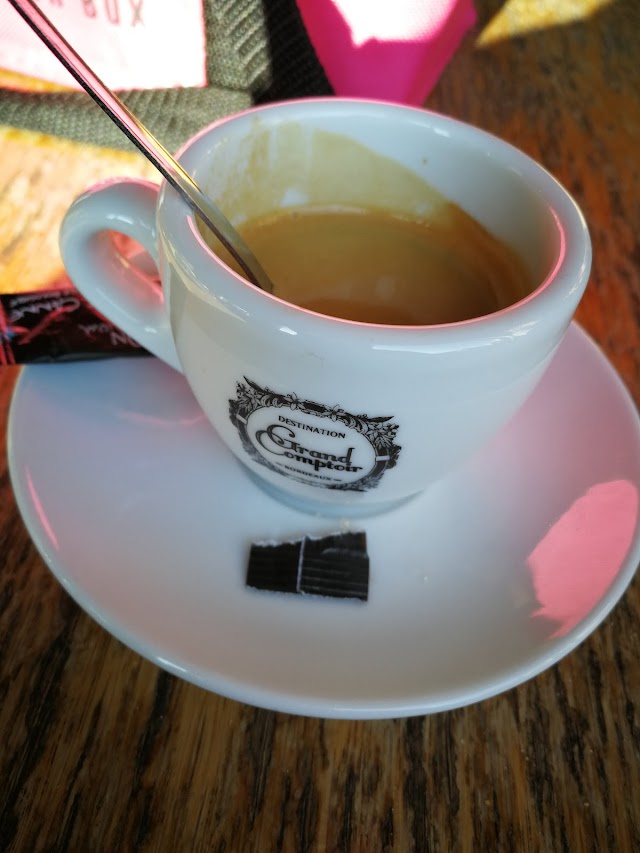 Ardilla Café