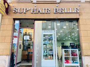 Photo n°20 de Sup 'Hair Belle – Salon de coiffure à Versailles à Versailles (Salon de coiffure)
