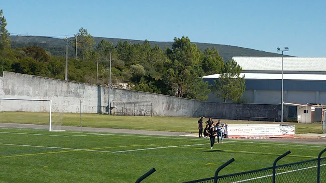 Avaliações doUnião Recreativa Mirense em Porto de Mós - Campo de futebol