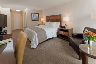 Photos of DoubleTree by Hilton Hotel Pittsburgh - Green Tree