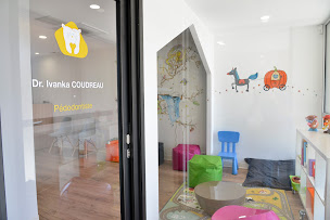 Photo n°22 de Dr Ivanka Coudreau - Cabinet Dentaire Pédiatrique exclusif (soins dentaires pour les enfants uniquement) - Prophylaxie à Vitrolles (Dentiste pédiatrique)