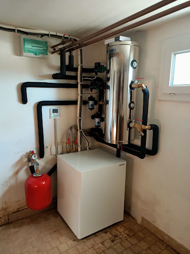 Plombier ATES ENERGIES - INSTALLATEUR DE POMPE A CHALEUR EN SARTHE en France