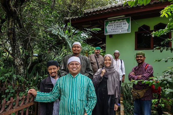 Tomb Of Sacred Wan Syarifah Fatma, Author: Naqsybandi Indonesia