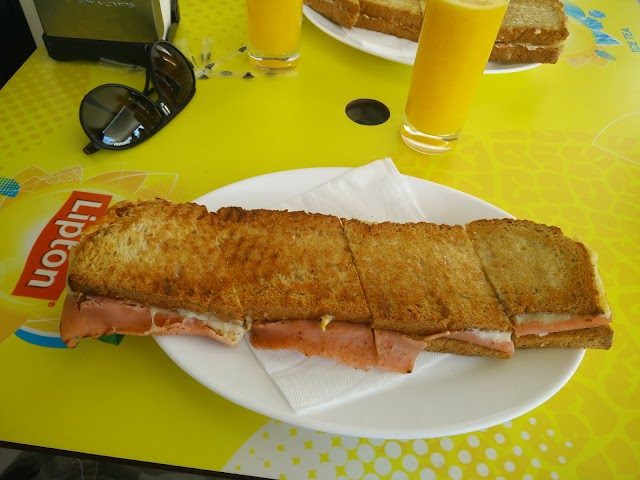 Dona Tosta - Snack Bar, Lda