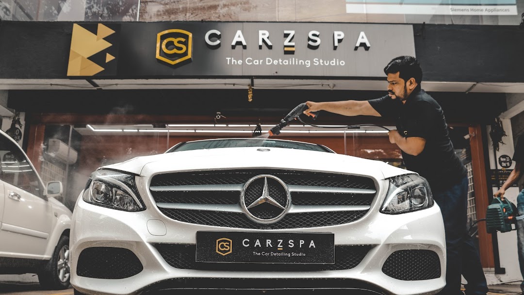 Go beyond car washing services in India with CarzSpa.