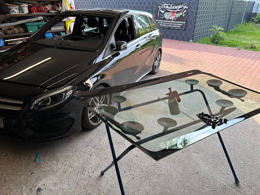 AutoglasXpert Austausch Reparatur Sonnenschutzfolie Ihr Autoglas Fachmann für Rund um Verglasung - Thumbnail