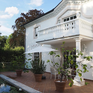 Iris Porsche Beauty & Day SPA Am Hellbrunner Pk. 1, 5081 Anif, Österreich