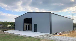 Photo n°1 de Bernard C.C.M. à Souvigné (Entreprise de construction métallique)