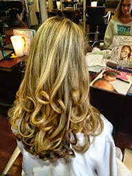 Photo n°11 de Gérard Pain Coiffure à Lyon (Salon de coiffure)