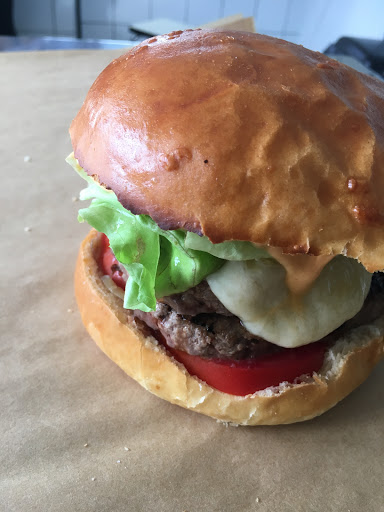 Photo 4 - foodtruck - La maison des burgers