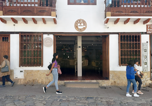 Cariñito Mío Bistró