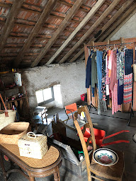 Photo n°16 de Brocante & Patine à Tour-de-Faure (Magasin de meubles d'occasion)