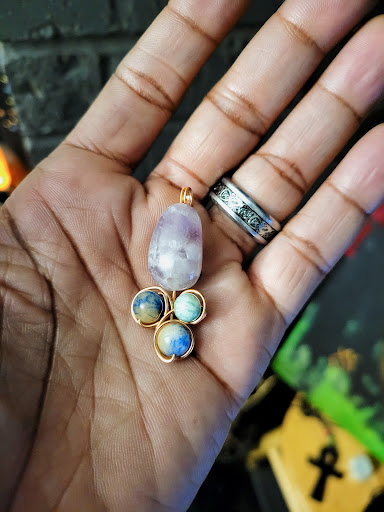 collective essence - Thumbnail