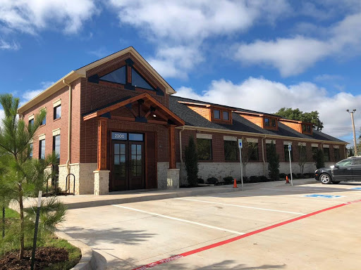 HealthCARE Express Urgent Care - Edmond, OK - Thumbnail