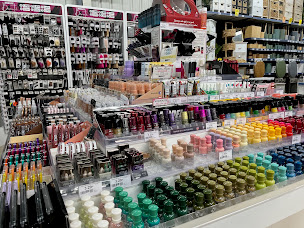 Photo n°7 de Centrakor Bagnols sur Cèze à Bagnols-sur-Cèze (Magasin d'ameublement d'extérieur)