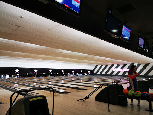 Hollywood Bowl Tolworth - Thumbnail