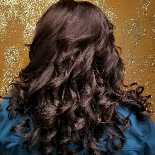 GRACEFUL STRANDS - Visual
