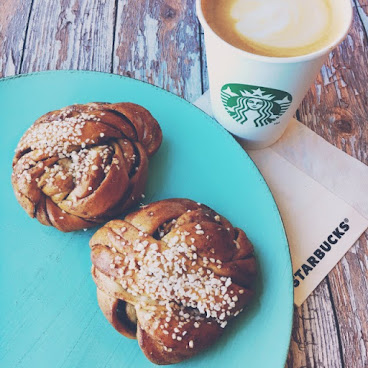 Starbucks by null