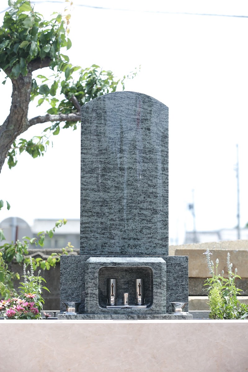 豊橋川崎はなえみ墓園