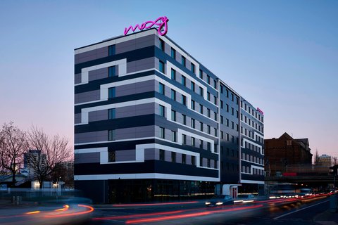 Moxy Berlin Ostbahnhof by null