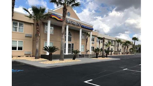 Baymont by Wyndham Lake Park Valdosta I75 4912 Timber Dr, Lake Park, GA 31636