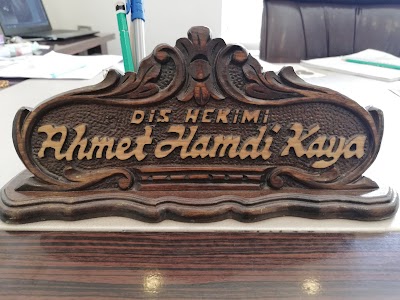 Diş Hekimi Ahmet Hamdi KAYA