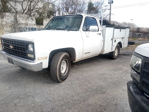 L C Wynn Truck/Auto Tire Repairs - Thumbnail