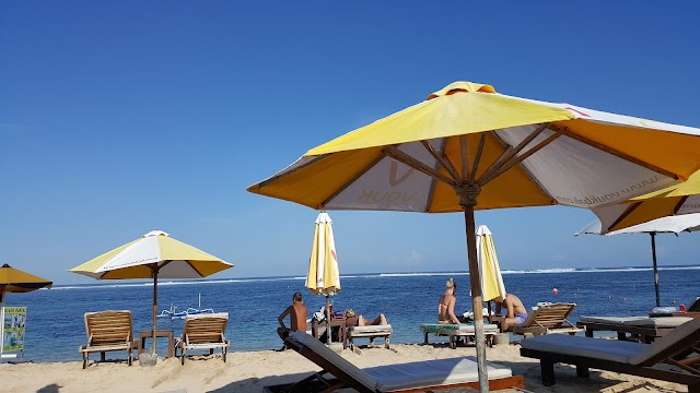 Geger Beach