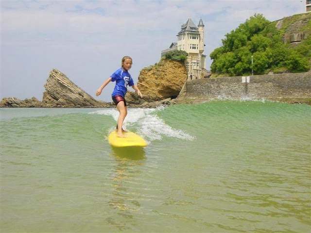 JO MORAIZ surf school