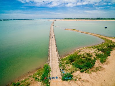 Photos of Kaoh Pen bamboo bridge