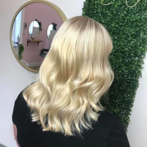 LC Hair + Beauty - Thumbnail