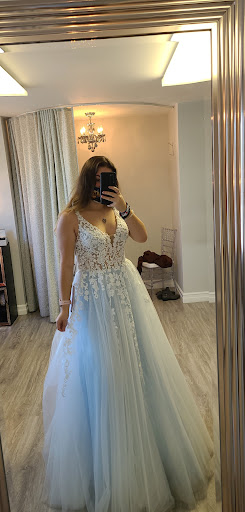 Carousel Bridal & Prom - Thumbnail