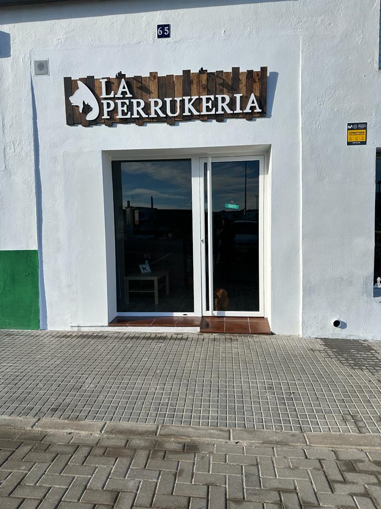 La perrukeria|M.Carmen Marquez, Estilista Canina