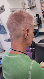 Photo n°9 de Belle & Rebelle Barber Shop à Gruissan (Barbier)