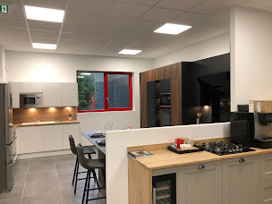 Photo n°3 de Howdens - Nantes Vertou à Vertou (Service de pose de parquet)