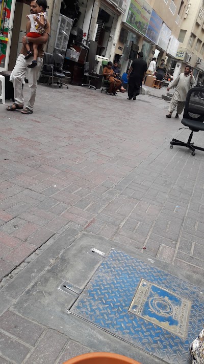 Photos of Used furniture buyers in Abu Dhabi