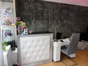 Photo n°10 de Manucure Tran à Paris (Salon de manucure)