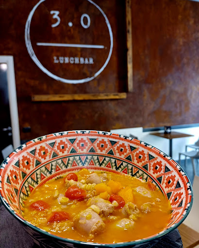 3.0 LUNCHBAR - Visual