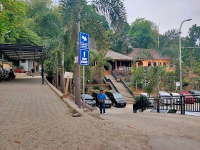 Photos of Yayasan Al-Busthomi Padepokan Anti Galau