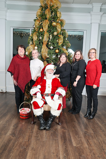 RE/MAX Distinctive - Thumbnail