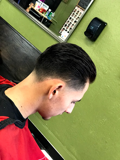 Pillo's Barber Shop - Thumbnail