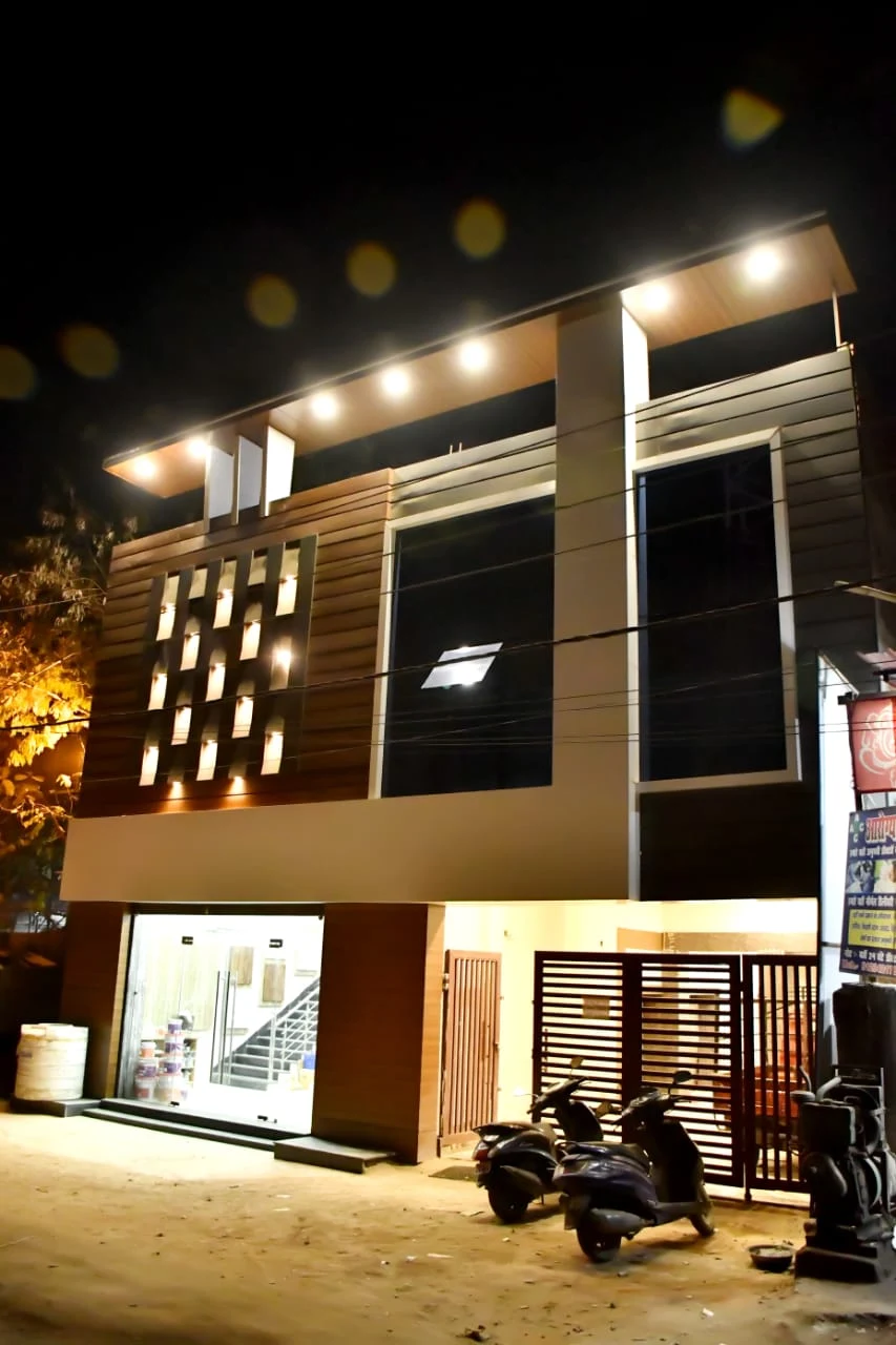 The saurav hotel & banquet