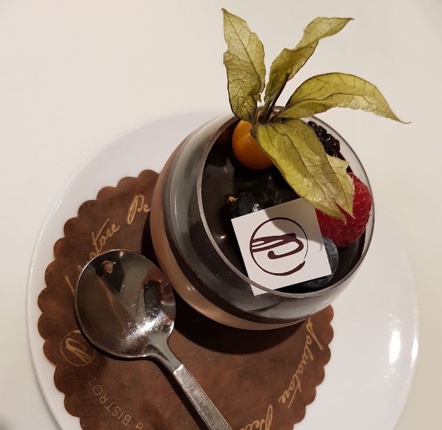 Salvatore Petriella - Pasticceria Café & Bistrot