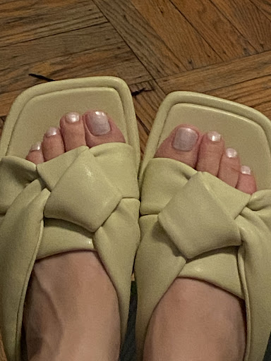Latoue Nail Spa II - Thumbnail